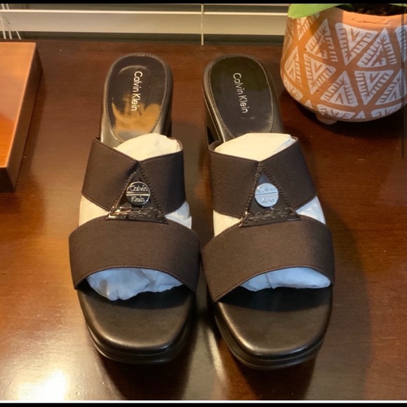 Brown Calvin Klein Sandals - Picture 2 of 11